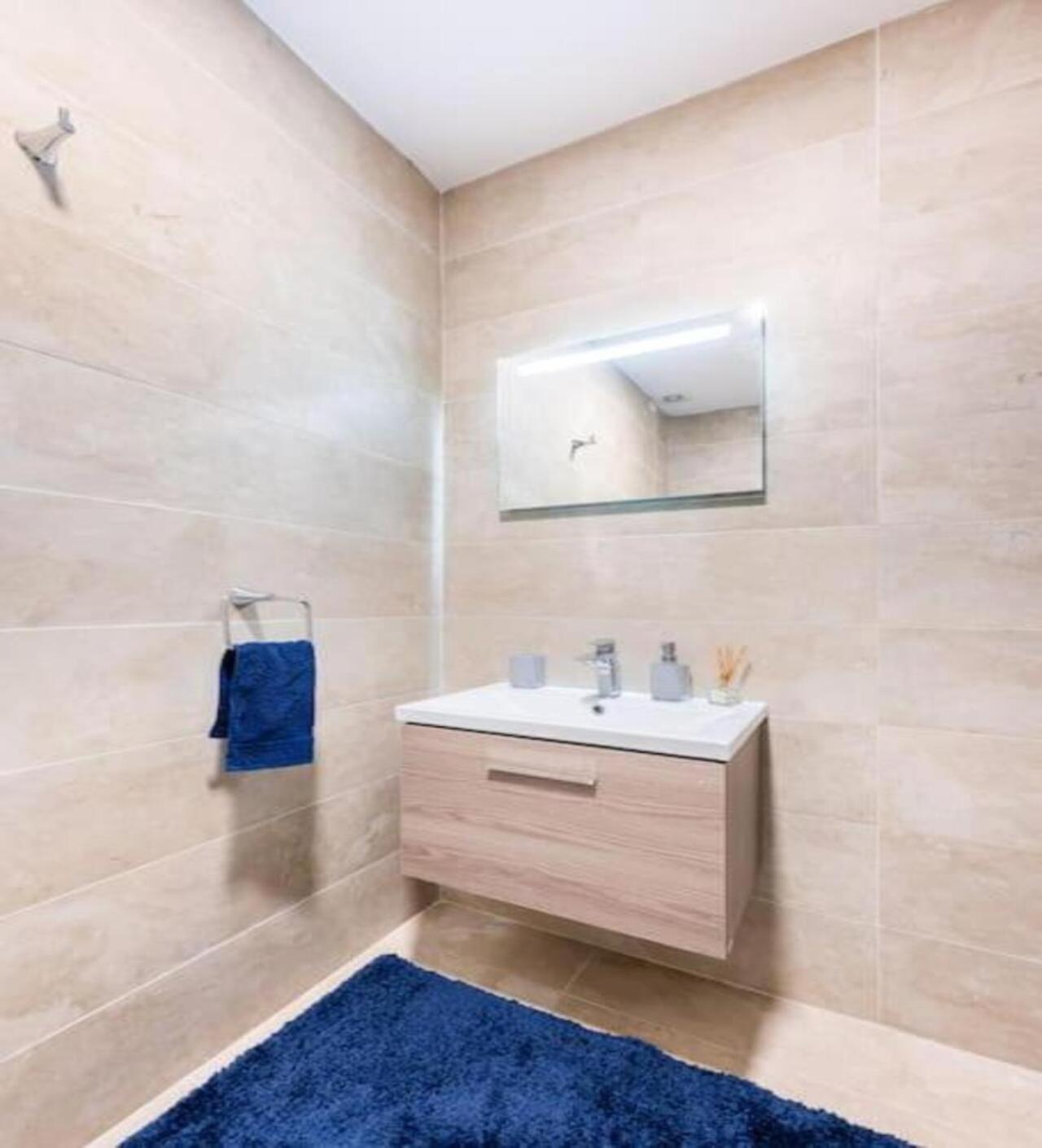 Sea View Luxury Apartment Brand New In Βαλέτα Εξωτερικό φωτογραφία